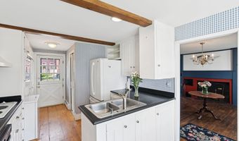 26 Grove St, Bath, ME 04530