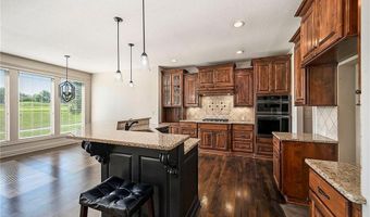 4301 N 141st St, Basehor, KS 66007