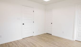 421 Anderson Dr, Alice, TX 78332