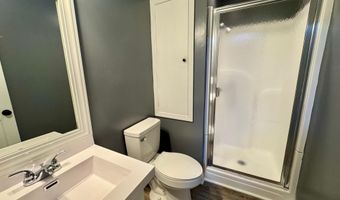 509 Honeysuckle Ln, Albertville, AL 35950