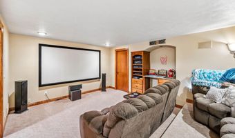 240 Bent Tree Ct, Andover, KS 67002