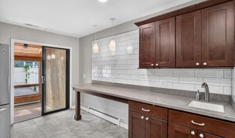 236 Elm St, Albany, NY 12202