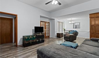 633 Meadowbrook Dr, Alma, AR 72921