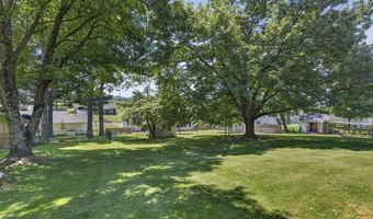1140 Hillview Dr, Abingdon, VA 24210