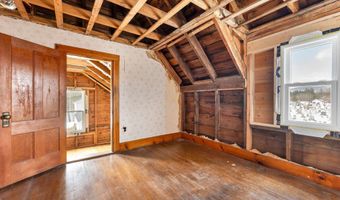 29 Main St, Alton, NH 03809