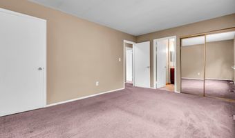 33 Windward Dr, Barnegat, NJ 08005