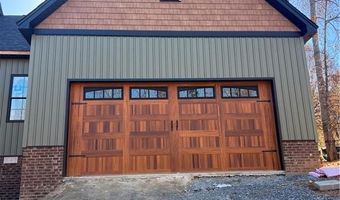 4851 Creeks Crossing Rd, Asheboro, NC 27205