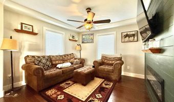 26855 SW 89th Rd, Beatrice, NE 68310