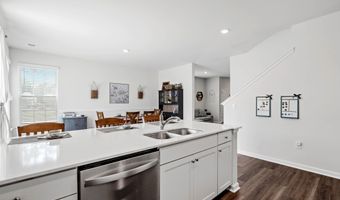 60 Backwater St, Port Royal, SC 29906