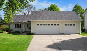 900 Windrow Dr, Little Canada, MN 55109