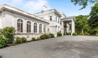 553 Bellevue Ave 14, Newport, RI 02840
