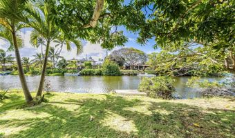 520 Papalani St, Kailua, HI 96734