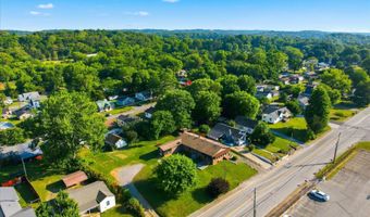 924 E Madison Ave, Athens, TN 37303