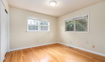 313 Christopher Dr, Athens, AL 35611