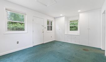 16300 LIVINGSTON Rd, Accokeek, MD 20607