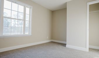 108 Bradley Cir, Barnesville, GA 30204