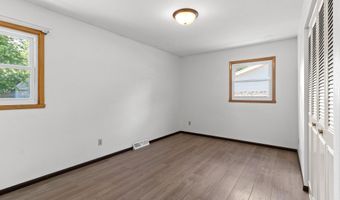 1513 E PLAZA Dr, Appleton, WI 54915