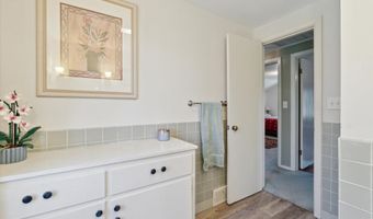 104 Highland Ave, Allegan, MI 49010