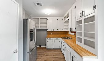 1309 Oak Park Dr, Aransas Pass, TX 78336