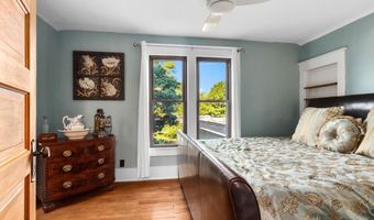 815 Midway Dr, Auburn, IN 46706