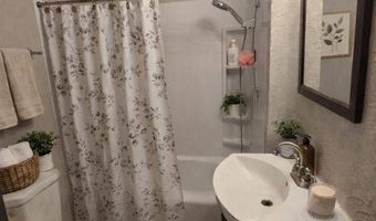 823 Center St, Alva, OK 73717
