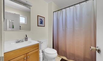 60 Walnut St, Beachwood, NJ 08722