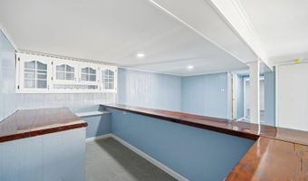 4 Rainbow Trl, Alloway, NJ 07422