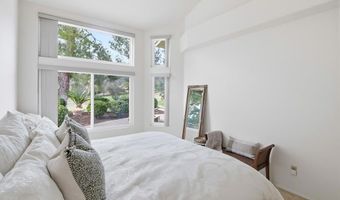 8925 Circle R View Ln, Escondido, CA 92026