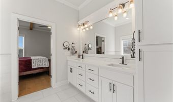 1105 SW Alleghany Ave, Bentonville, AR 72713