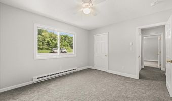 6 Dailey St C, Attleboro, MA 02703