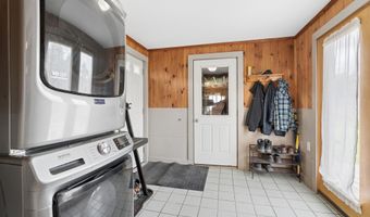 1738 South Rd, Bradford, VT 05033