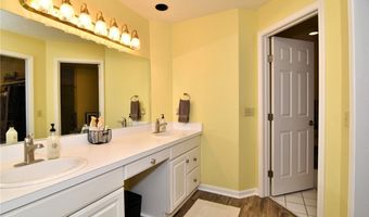 310 Blair Cir, Aurora, OH 44202