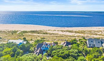 35 Cape Fear Trl, Bald Head Island, NC 28461