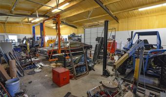 322 Hcr 2320, Abbott, TX 76621