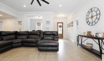 2072 Creekwood Cir, Bauxite, AR 72011