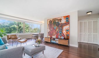 1210 N TAFT St 504, Arlington, VA 22201