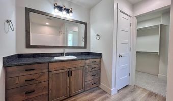 1068 Alpine Ave, Chubbuck, ID 83202