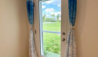 101-2 Waldo Ave, Belfast, ME 04915