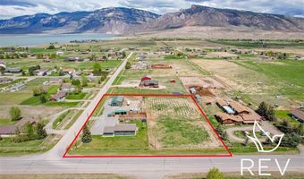 8 Mountain Dr, Cody, WY 82414