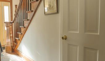 11 Durham St, Belfast, ME 04915