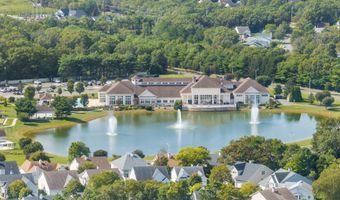 17 Breeze Ter, Barnegat, NJ 08005