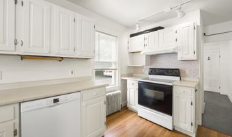 9 Pleasant St, Bath, ME 04530