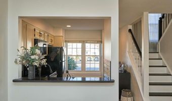 6617 MEDINAH Ln, Alexandria, VA 22312