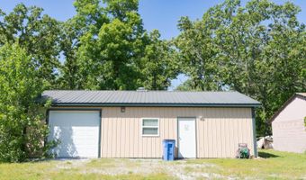 8319 SE Prairie Rd, Baxter Springs, KS 66713