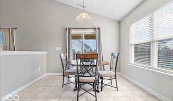 892 Coralberry Ln, Greenwood, IN 46143