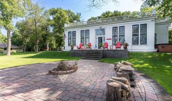 4974 Interlachen Dr NE, Alexandria, MN 56308