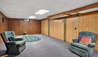 908 Cram Ln, Albion, MI 49224