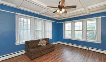 23 Maple Dr, Amityville, NY 11701