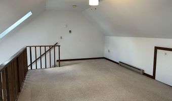 90 Baldwin Dr, Bangor, ME 04401