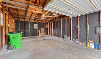 2330 Parkway Blvd, Alliance, OH 44601